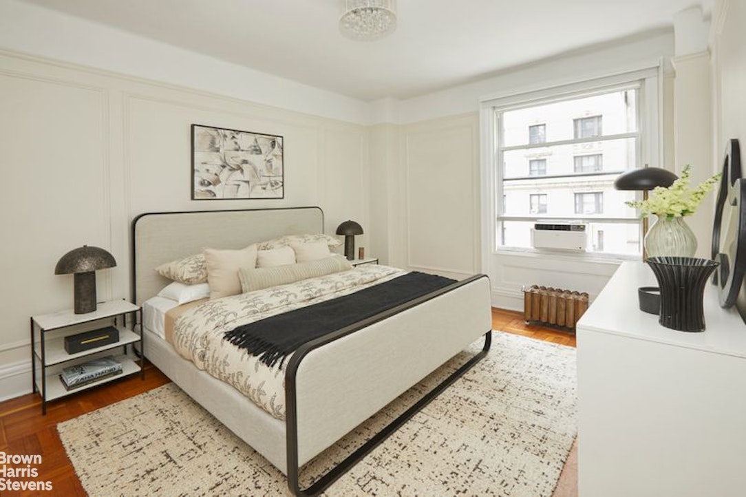 200 West 54th Street 11J Midtown West New York NY 10019