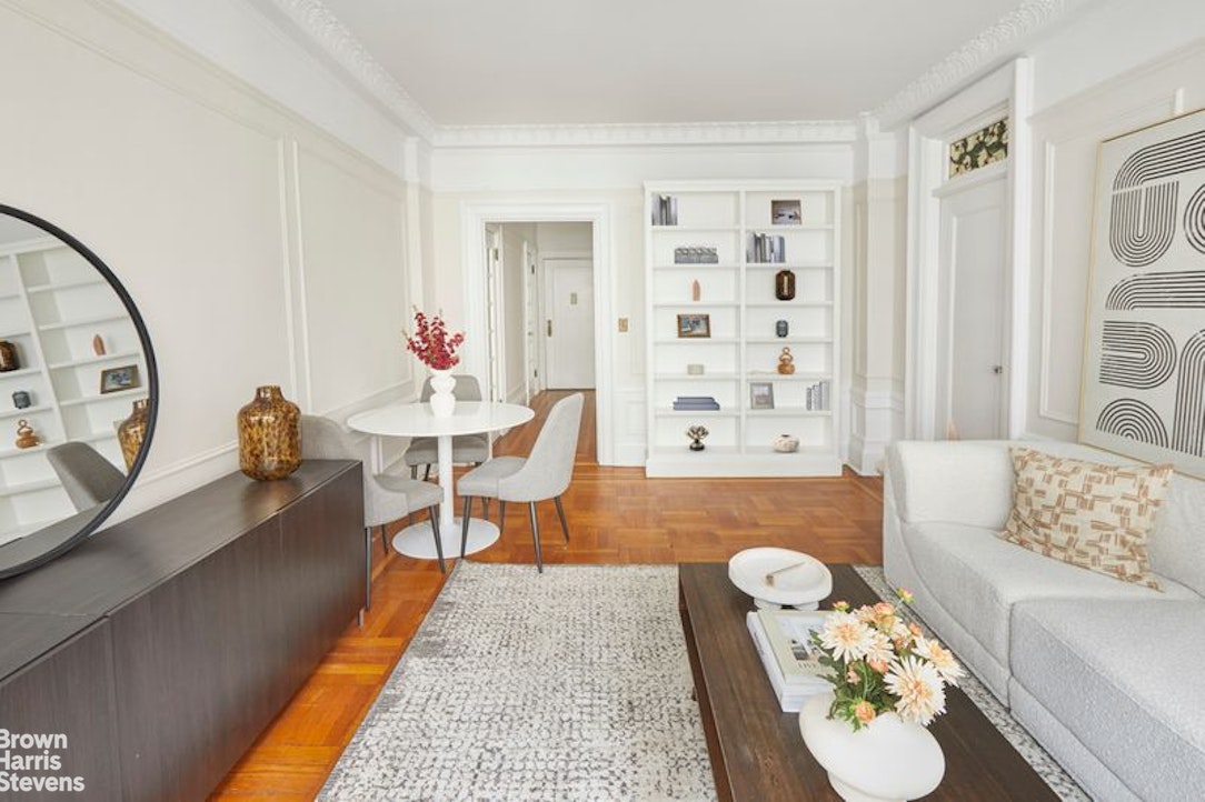 200 West 54th Street 11J Midtown West New York NY 10019