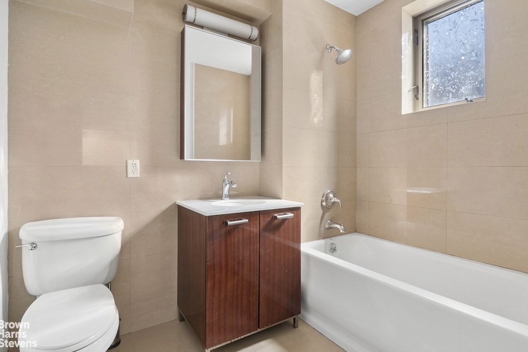 33-30 61st Street 105 Woodside Queens NY 11377