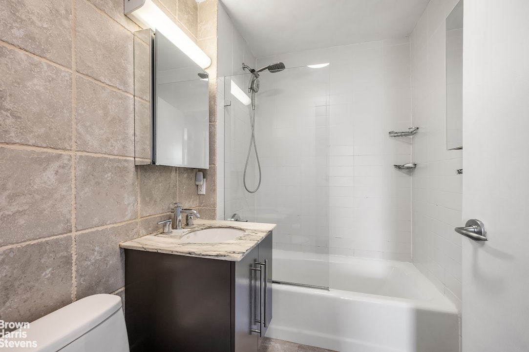 2002 Fifth Avenue 4C West Harlem New York NY 10035