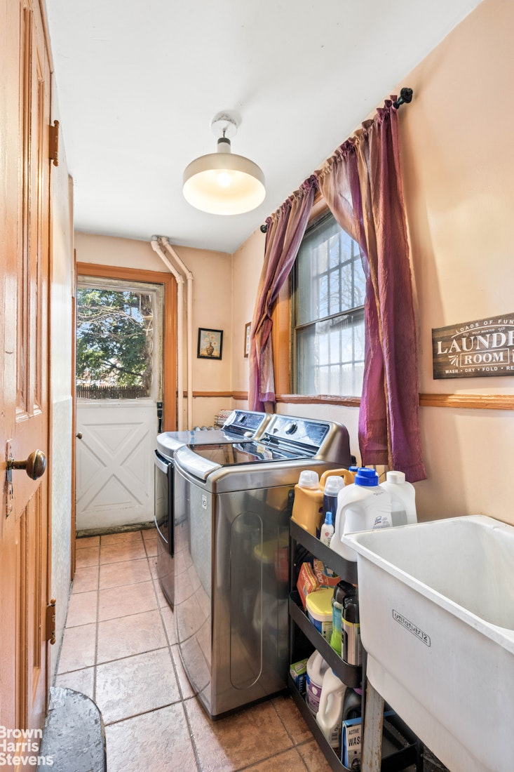 23 Hamilton Terrace Hamilton Heights New York NY 10031