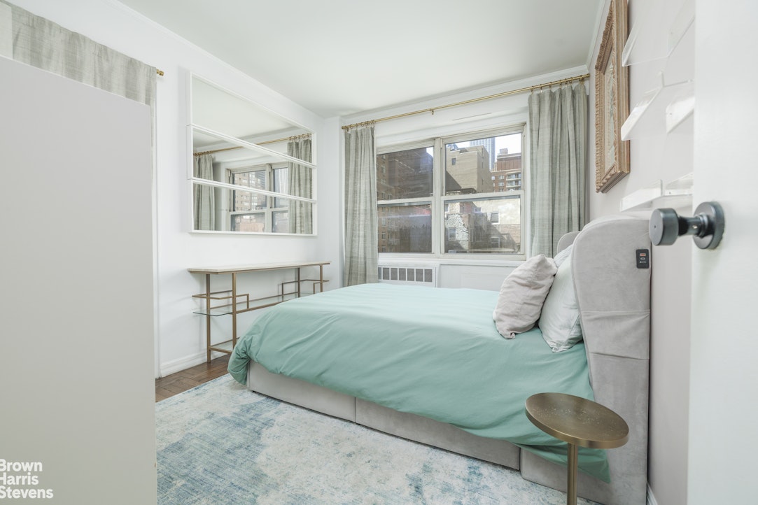 166 East 35th Street Murray Hill New York NY 10016