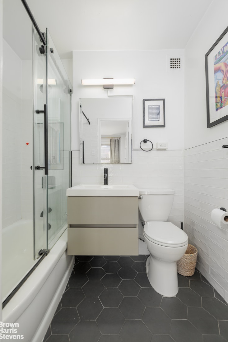 166 East 35th Street Murray Hill New York NY 10016