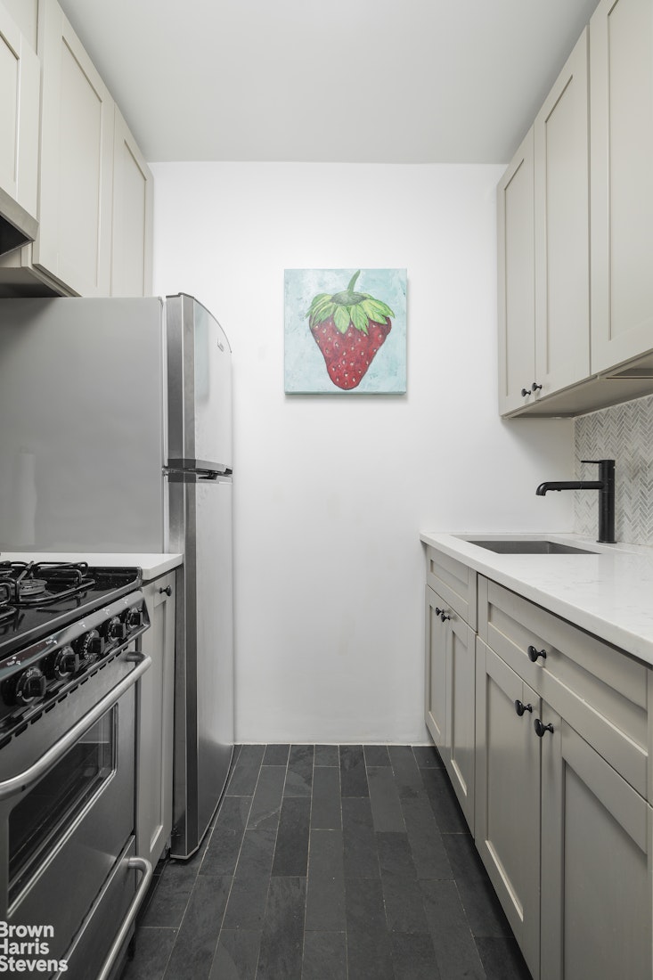 166 East 35th Street Murray Hill New York NY 10016