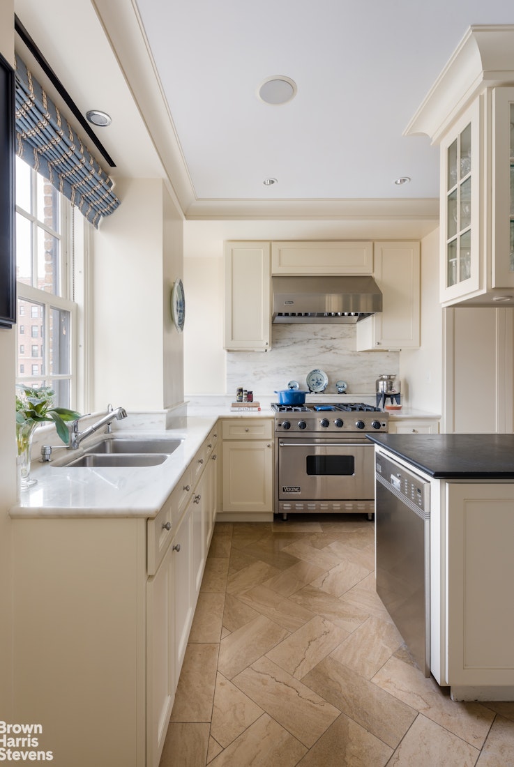 1172 Park Avenue 11BD Carnegie Hill New York NY 10128