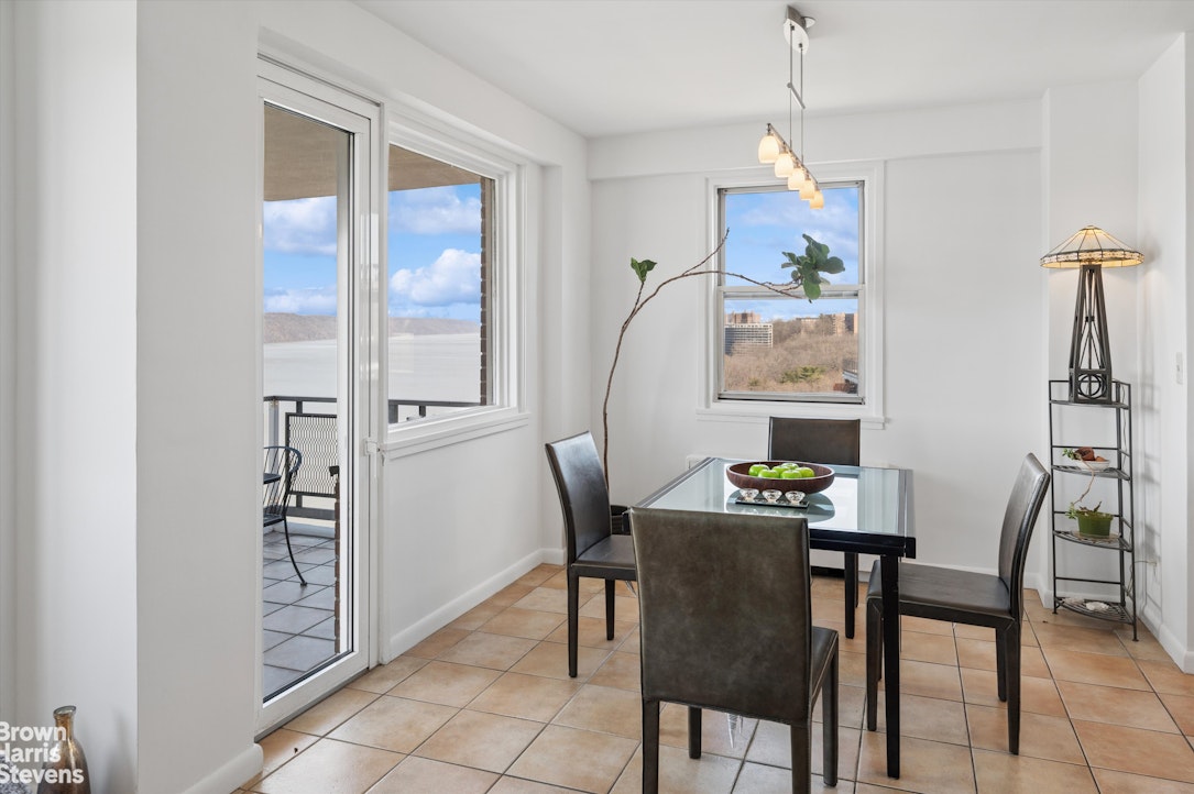 2621 Palisade Avenue 14C Spuyten Duyvil Bronx NY 10463