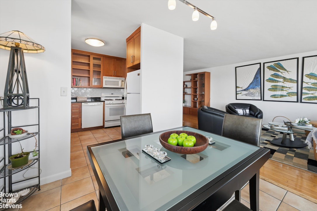 2621 Palisade Avenue 14C Spuyten Duyvil Bronx NY 10463