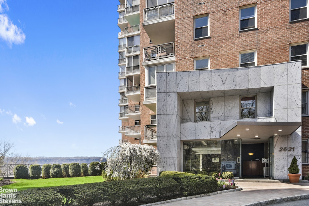 2621 Palisade Avenue 14C Spuyten Duyvil Bronx NY 10463