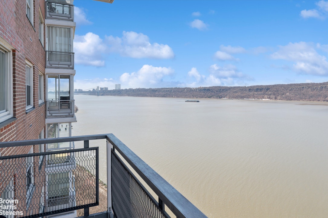 2621 Palisade Avenue 14C Spuyten Duyvil Bronx NY 10463