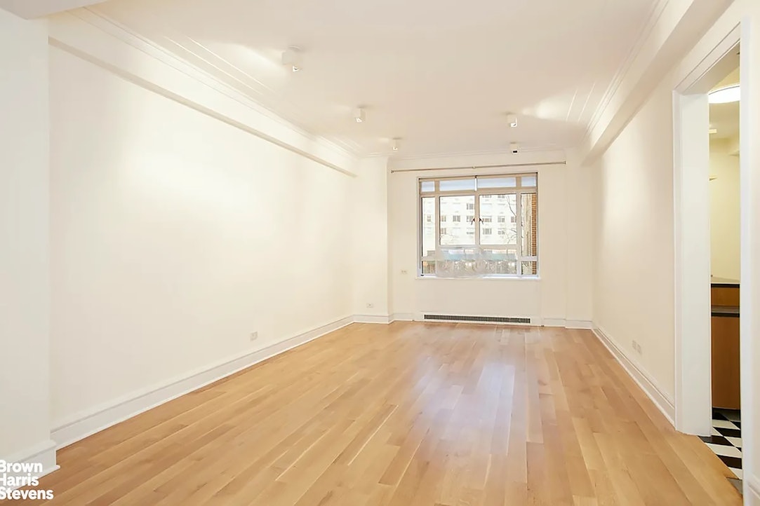 25 Central Park West 3N Central Park West New York NY 10023