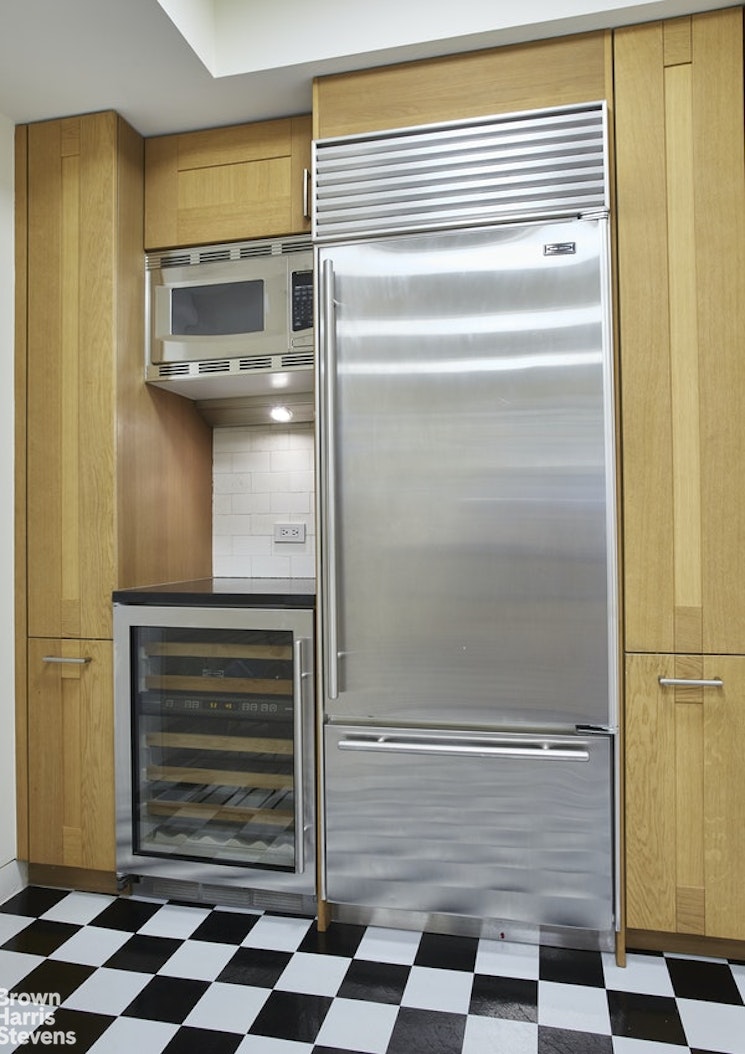 25 Central Park West 3N Central Park West New York NY 10023