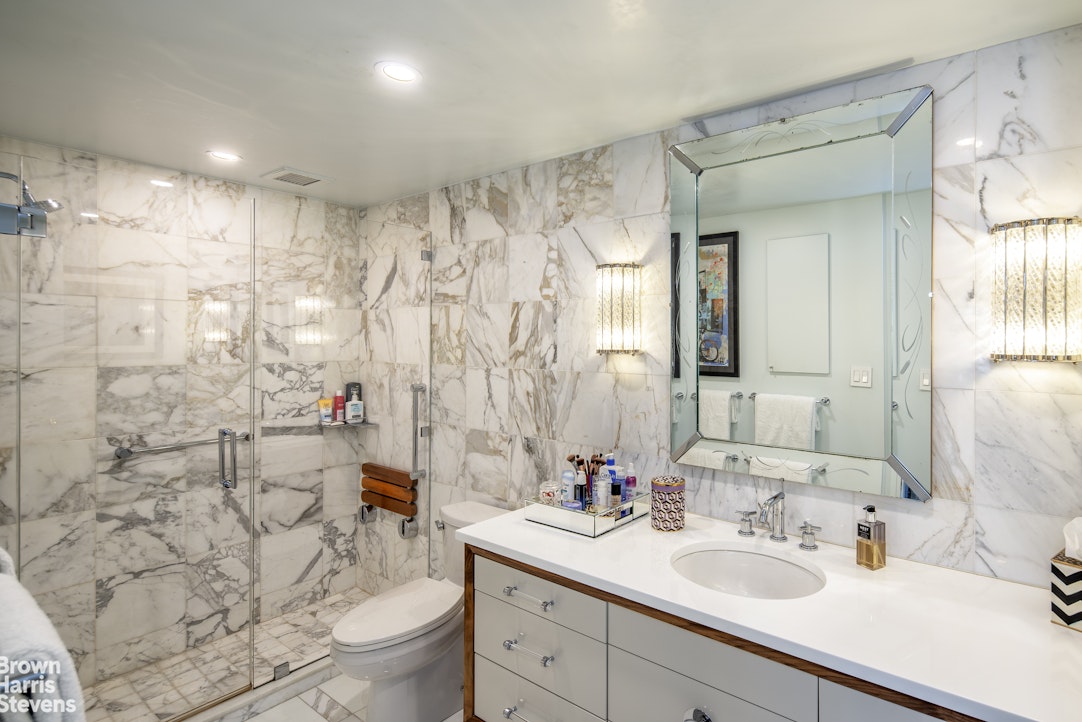 870 United Nations Plaza 18A Beekman Place New York NY 10017