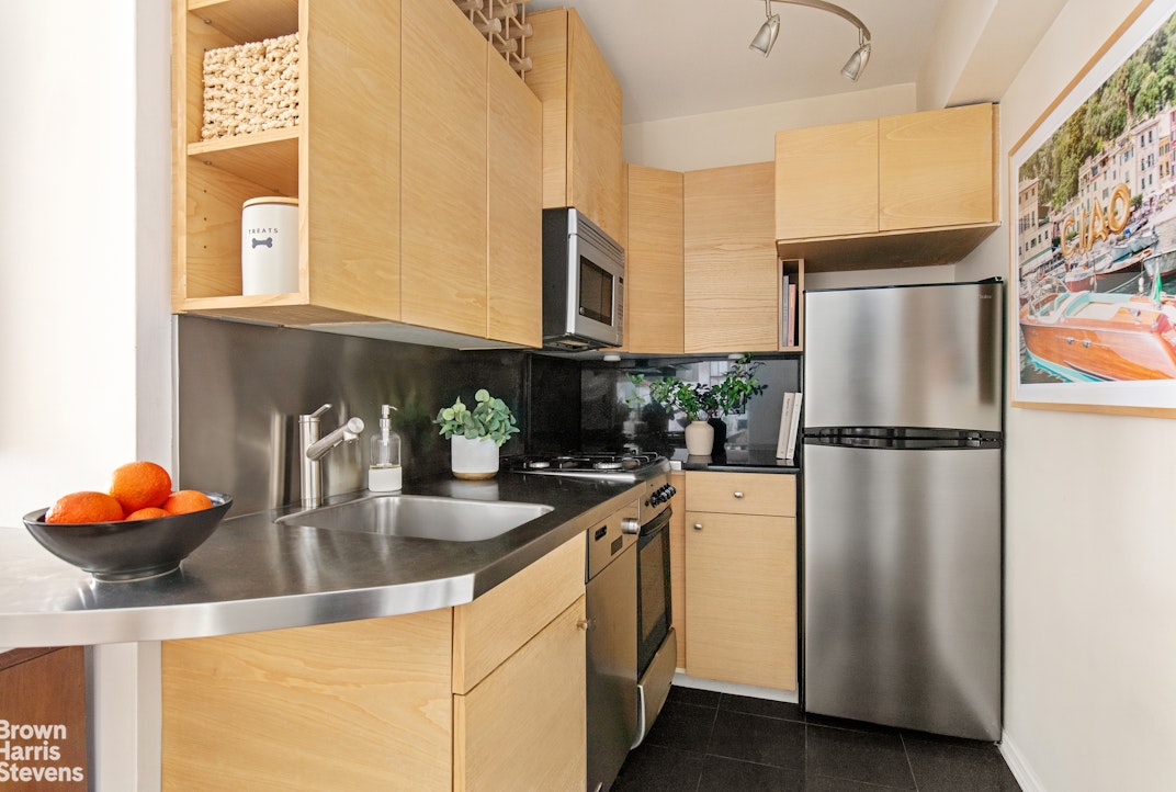 220 East 67th Street 6F Upper East Side New York NY 10065