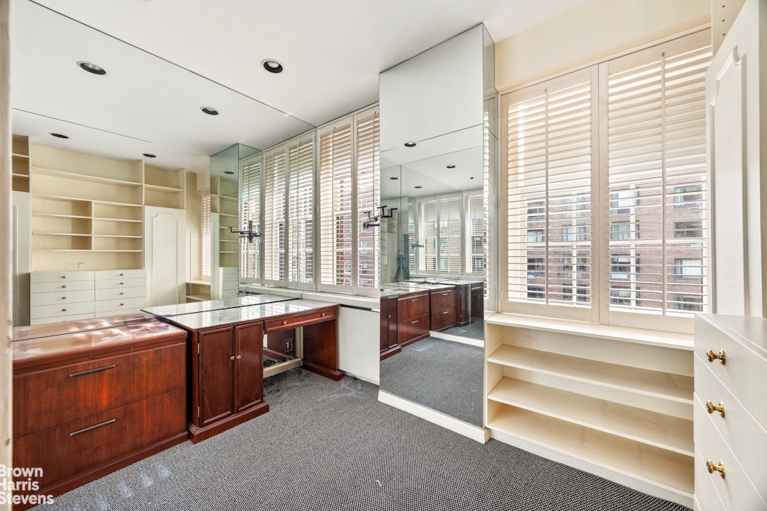 1 Sutton Place South 5B Sutton Place New York NY 10022