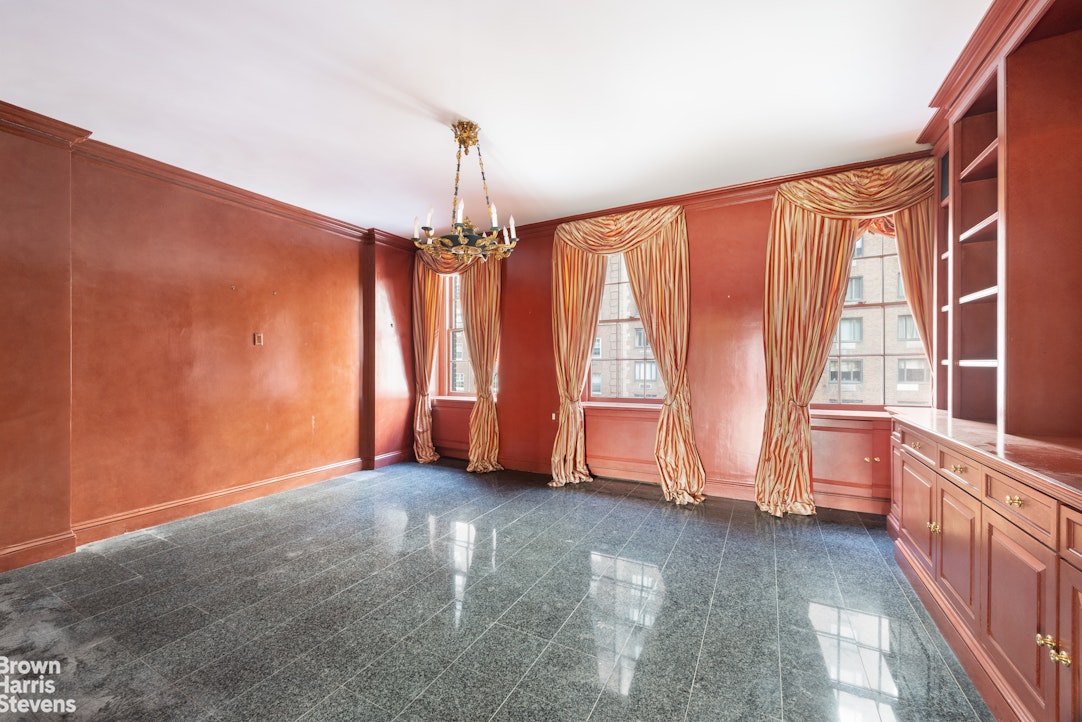 1 Sutton Place South 5B Sutton Place New York NY 10022