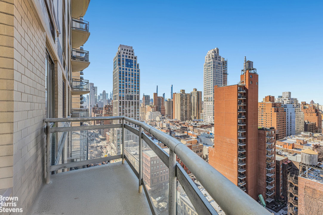 300 East 85th Street #1703, Yorkville, New York City, NY 2