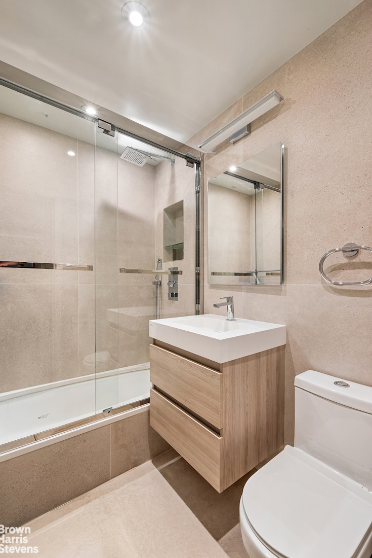 77 Fulton Street 4M Seaport District New York NY 10038