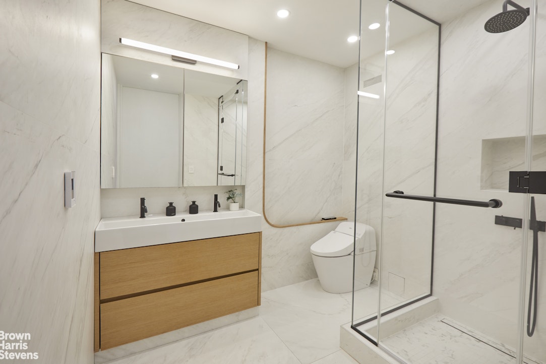 45 East 89th Street 21E Carnegie Hill New York NY 10128