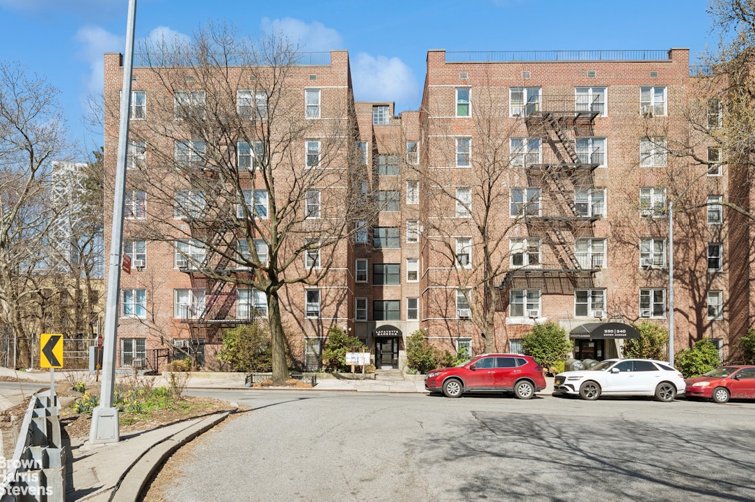 330 Haven Avenue 1B Hudson Heights New York NY 10033