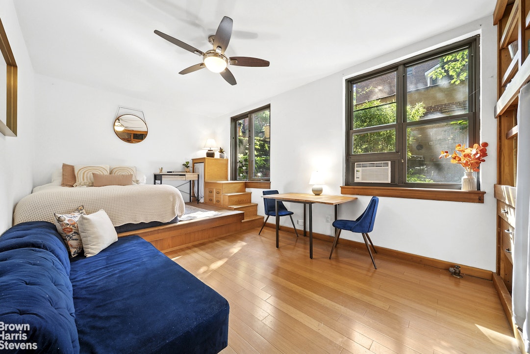 22 Irving Place 1A Gramercy Park New York NY 10003