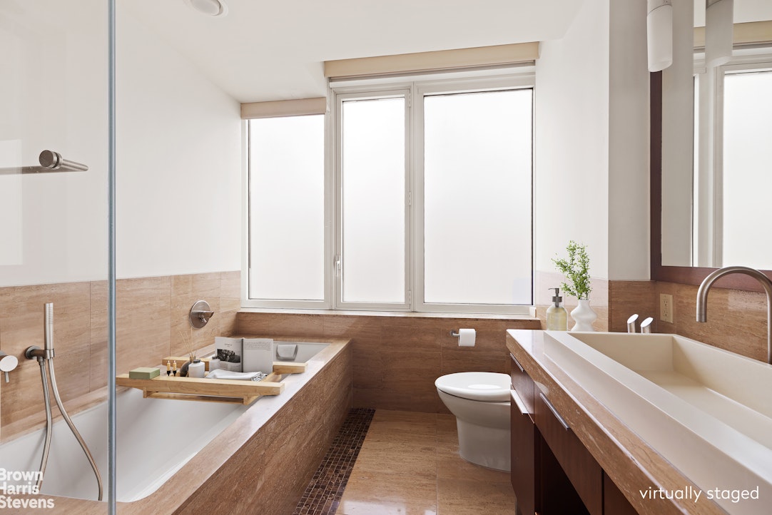 250 East 53rd Street 1502 Turtle Bay New York NY 10022