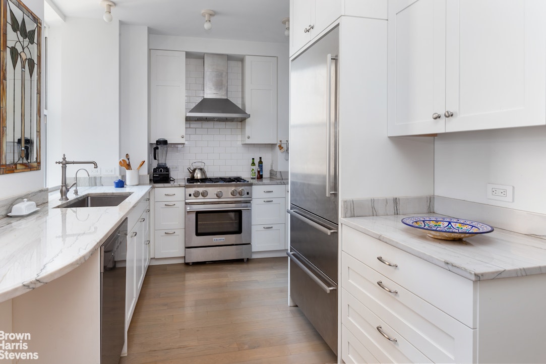 895 West End Avenue Upper West Side New York NY 10025