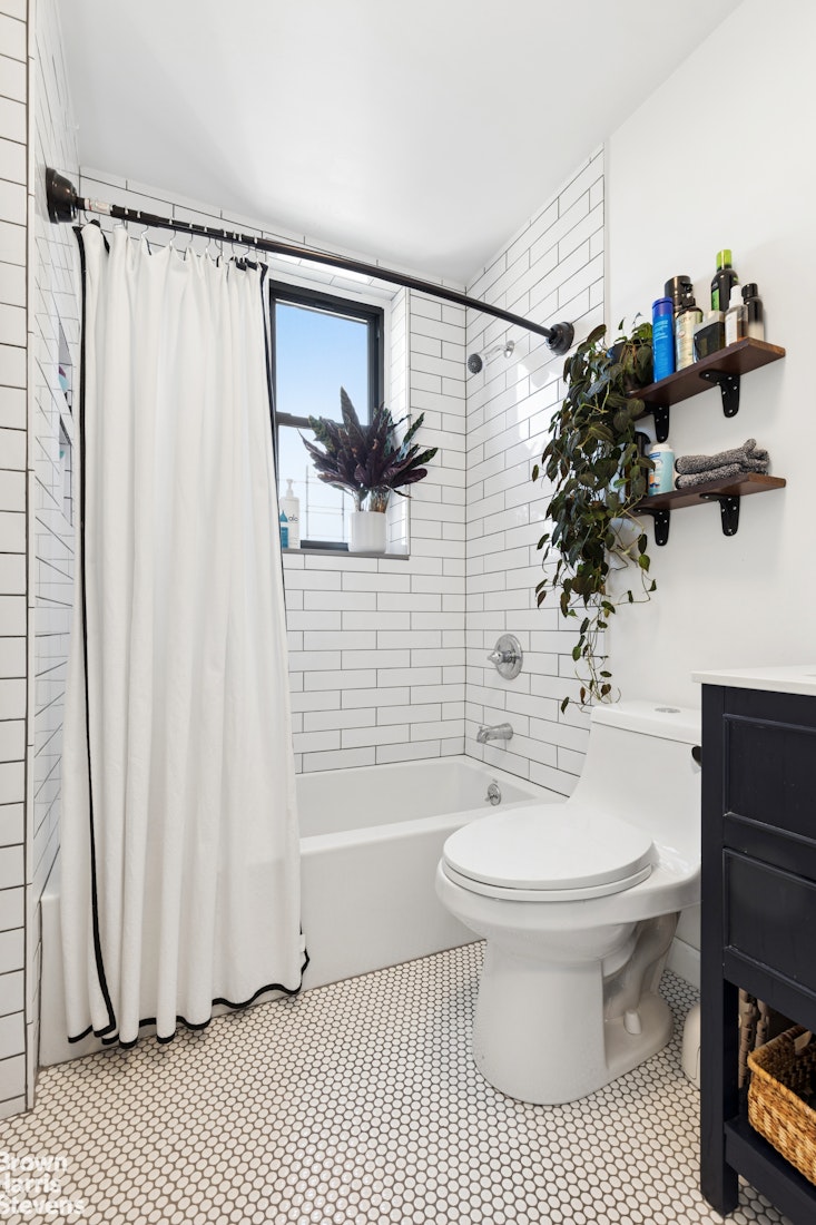 458 Lincoln Place 3B Crown Heights Brooklyn NY 11238