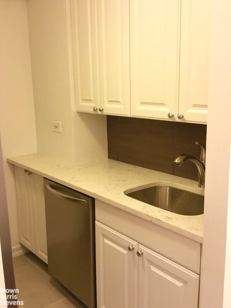 310 East 46th Street 6A Turtle Bay New York NY 10017