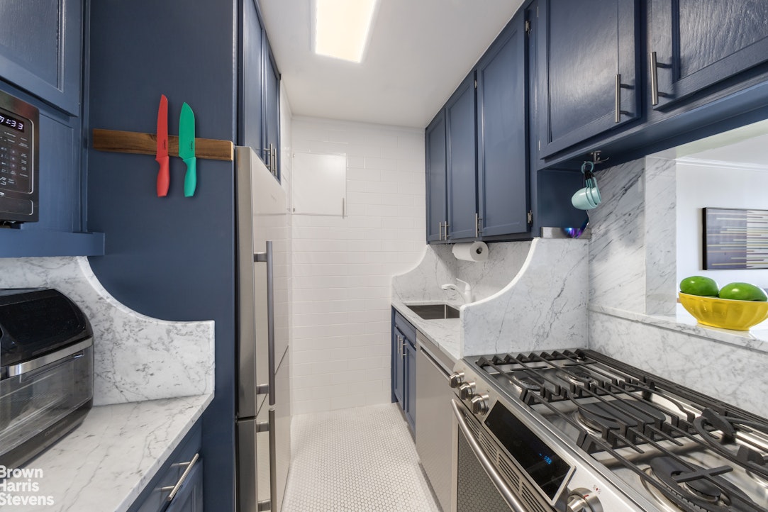 2025 Broadway 20F Lincoln Square New York NY 10023