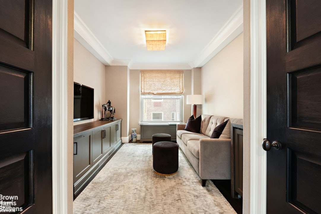 8 East 96th Street 14C Carnegie Hill New York NY 10128