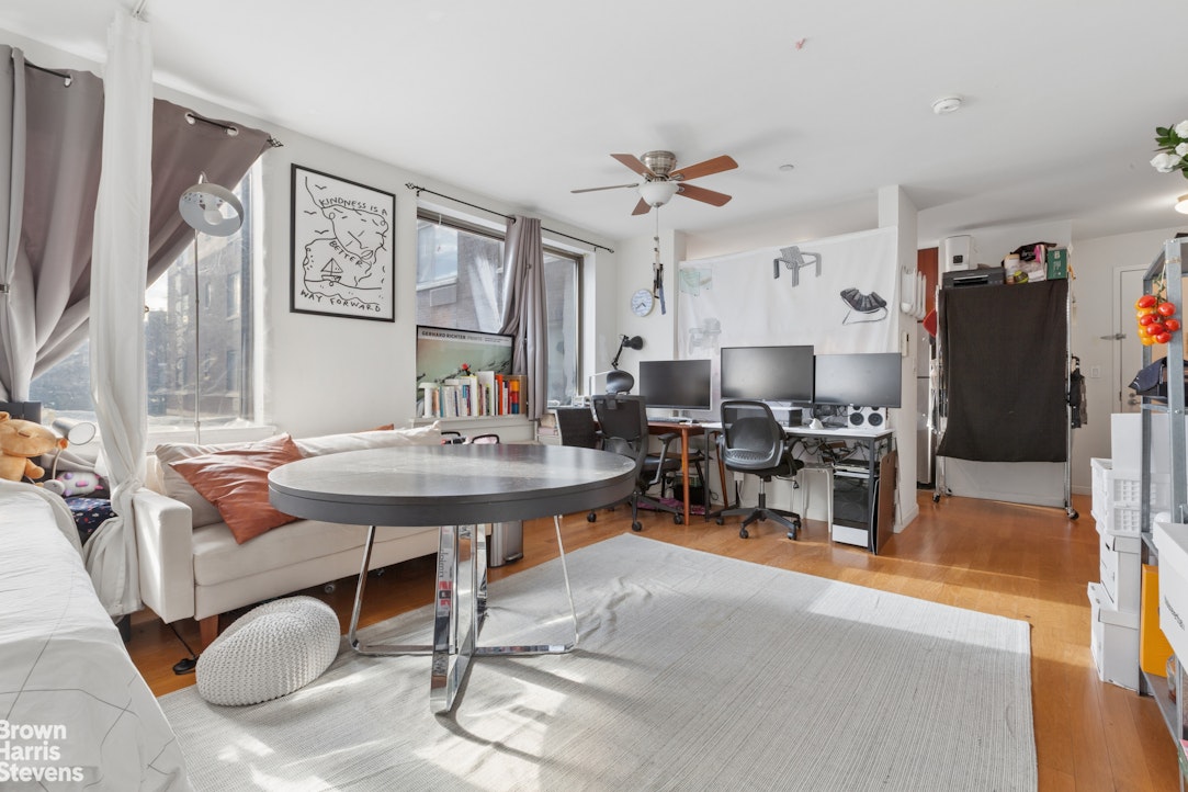 33-30 61st Street 201 Woodside Queens NY 11377