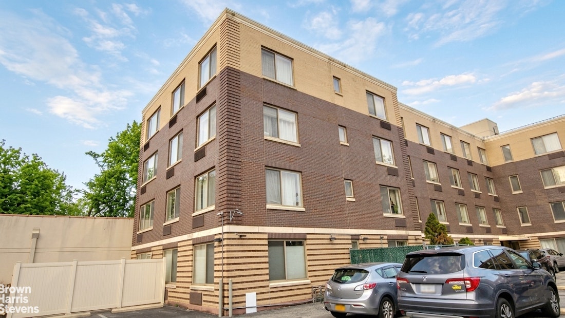 33-30 61st Street 201 Woodside Queens NY 11377