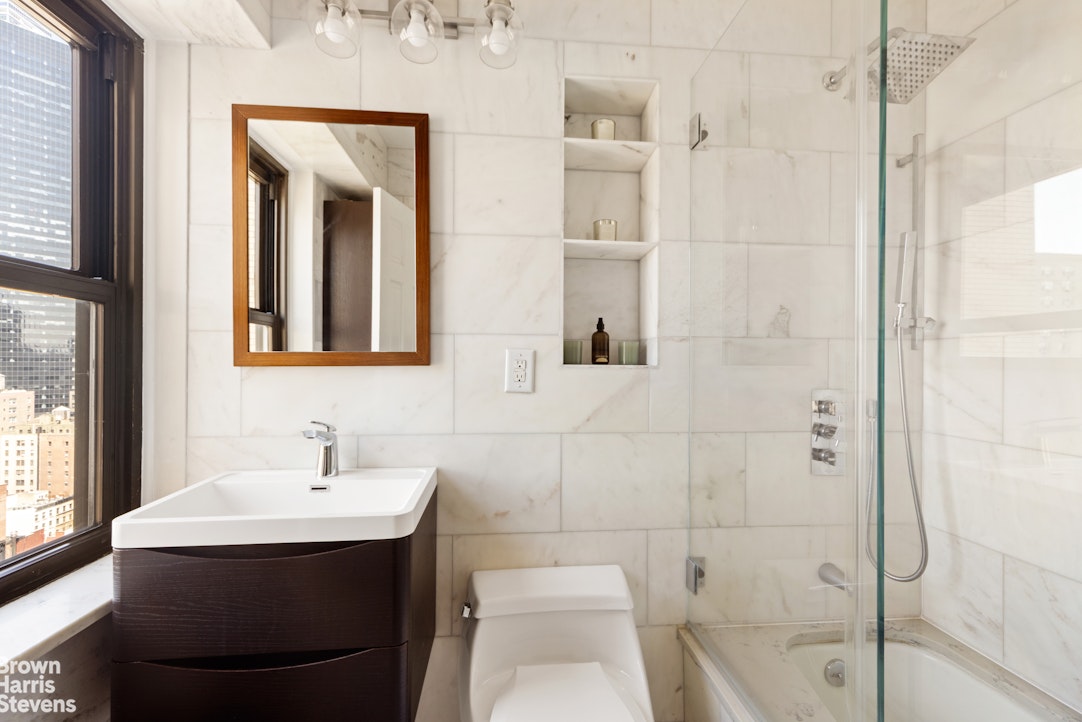 160 East 38th Street 22D Murray Hill New York NY 10016