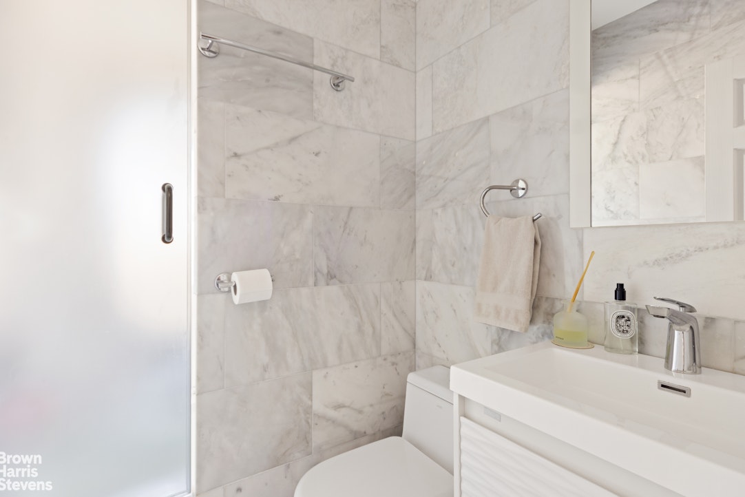 160 East 38th Street 22D Murray Hill New York NY 10016