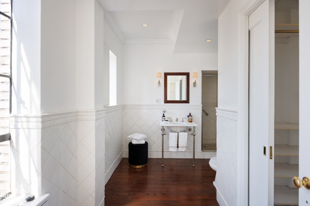 350 West 57th Street 19CD Clinton New York NY 10019