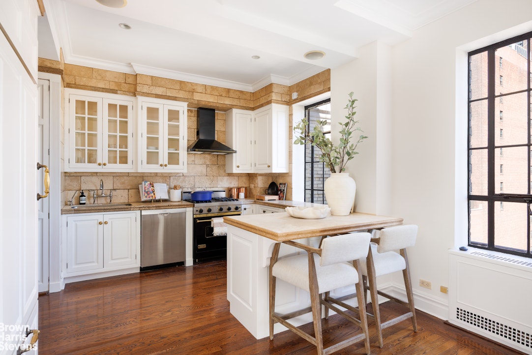 350 West 57th Street 19CD Clinton New York NY 10019