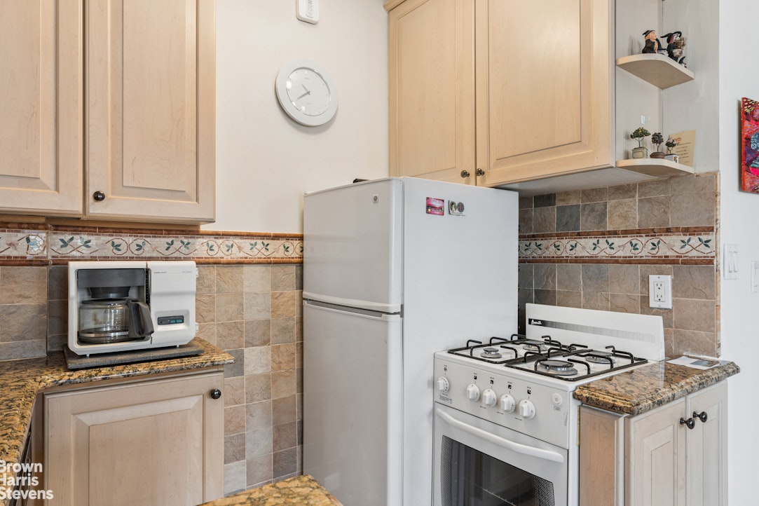 150 Burns Street 3F Forest Hills Queens NY 11375