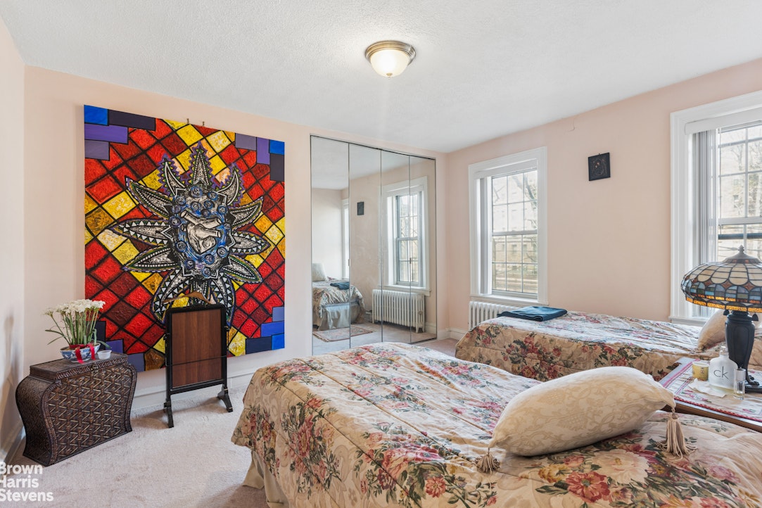 150 Burns Street 3F Forest Hills Queens NY 11375