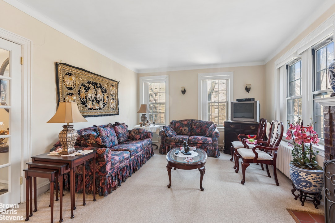 150 Burns Street 3F Forest Hills Queens NY 11375