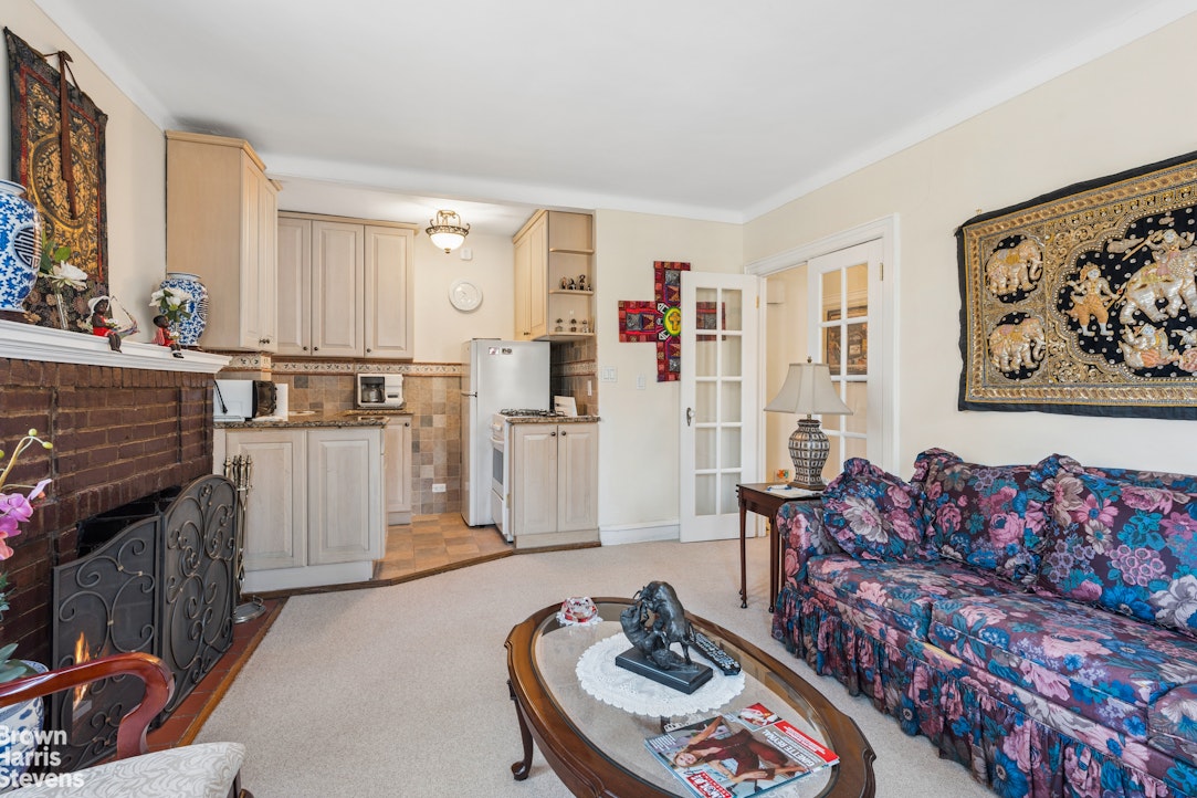 150 Burns Street 3F Forest Hills Queens NY 11375