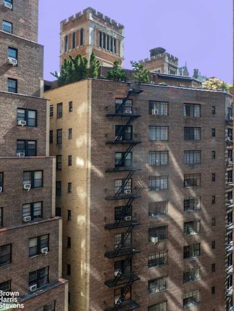 305 East 40th Street 10A Tudor City New York NY 10016