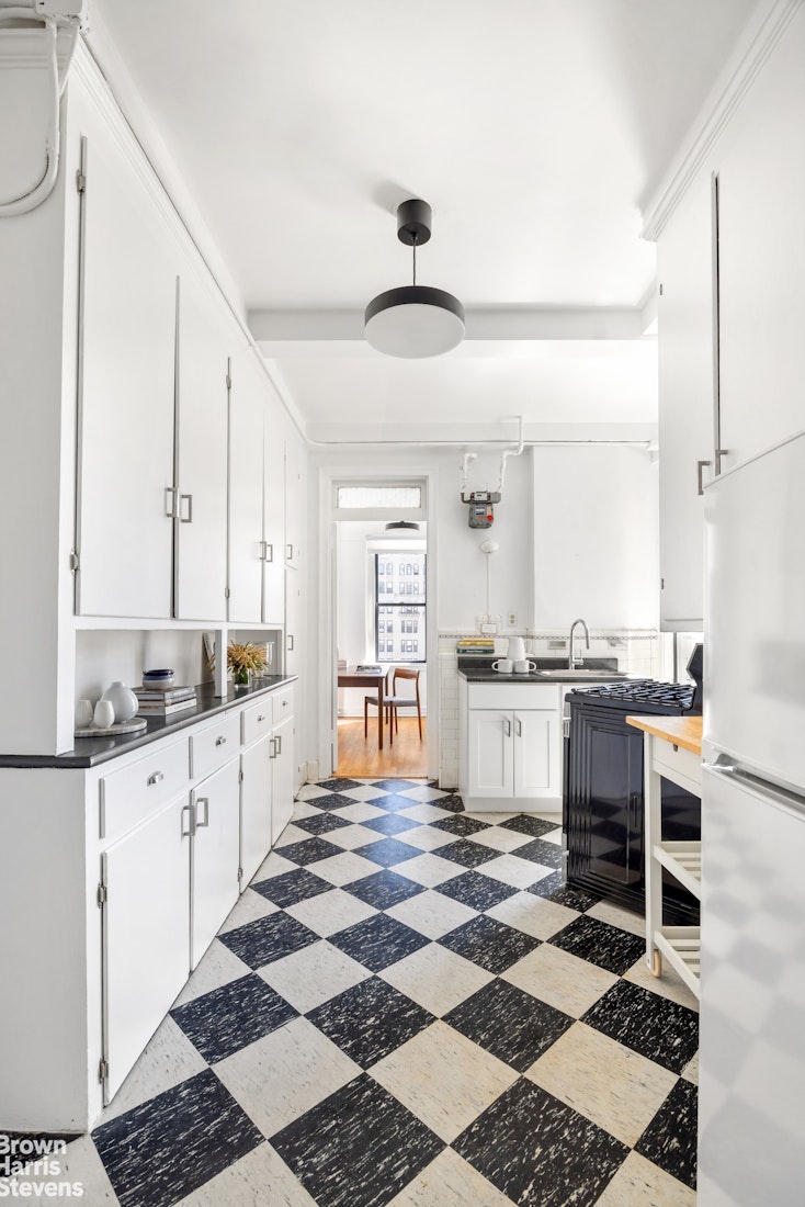 470 West End Avenue 11E Upper West Side New York NY 10024