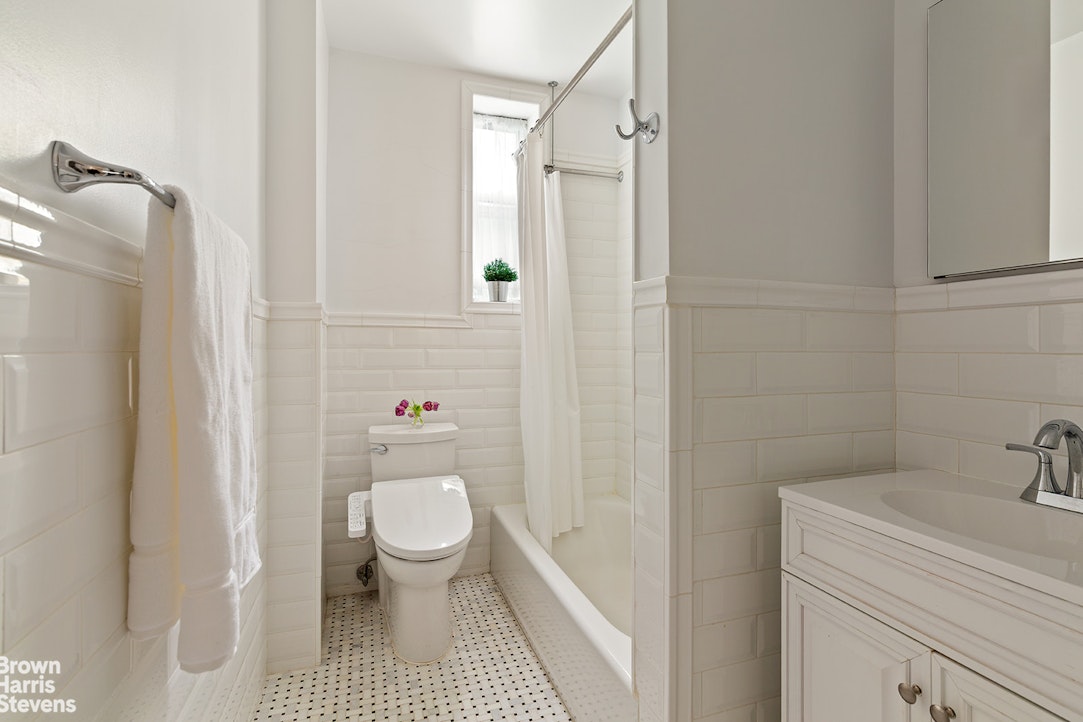 225 Park Place 4C Prospect Heights Brooklyn NY 11238