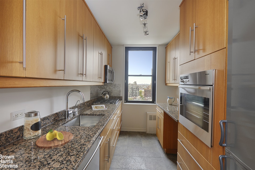 301 East 87th Street 22A Upper East Side New York NY 10128
