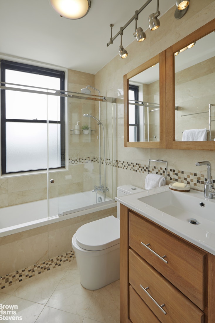 301 East 87th Street 22A Upper East Side New York NY 10128