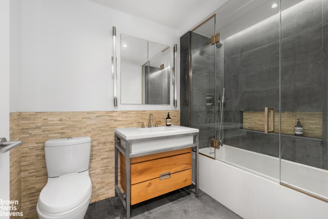 211 East 13th Street 1H E. Greenwich Village New York NY 10003