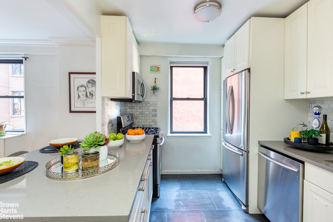 330 Third Avenue 4B Kips Bay New York NY 10010