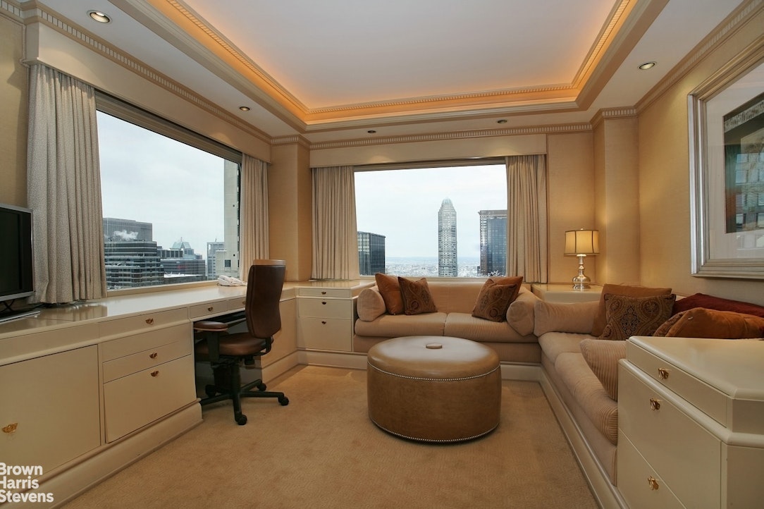 721 Fifth Avenue Midtown East New York NY 10022