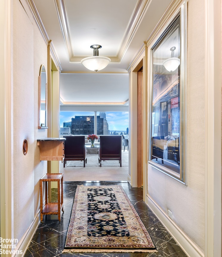 721 Fifth Avenue Midtown East New York NY 10022