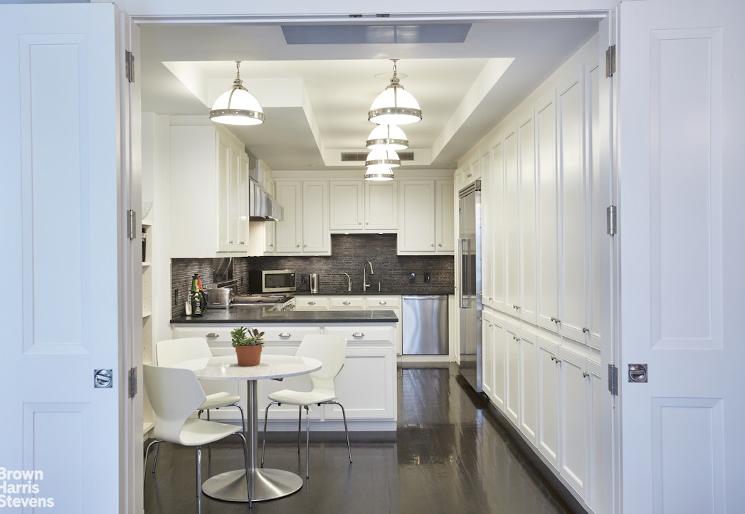 180 East 93rd Street 4 Carnegie Hill New York NY 10128